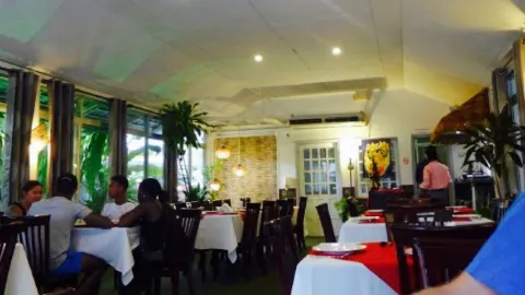 Mirosso Indisch Restaurant in Paramaribo