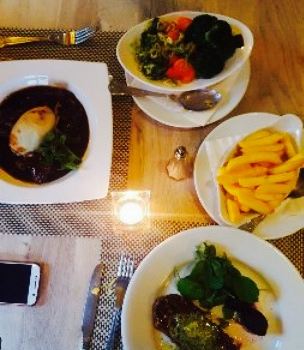 The Grapes Inn
