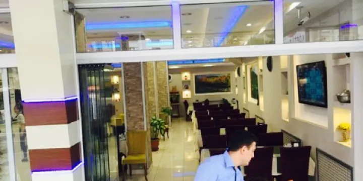 Burhan Usta Kofte Balik