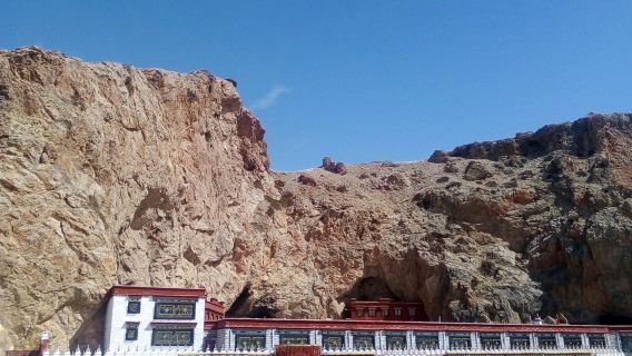 Namtso Nature Reserve - Tashi Island Monastery