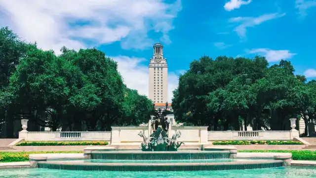 Hotels near The University of Texas at Austin