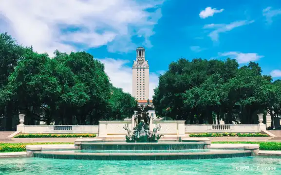 Hotels near The University of Texas at Austin