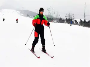 Rongshengye Three-Slope Ski Resort