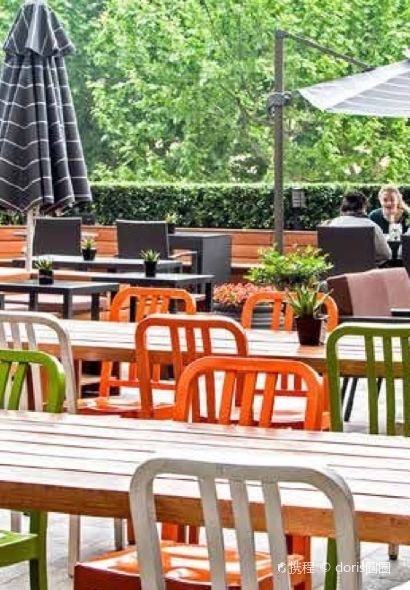 Beef & Liberty ( Shanghai Centre ) Burgers