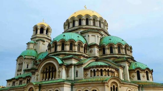 亞歷山大&middot;涅夫斯基大教堂在索菲亞的市中心，城裡