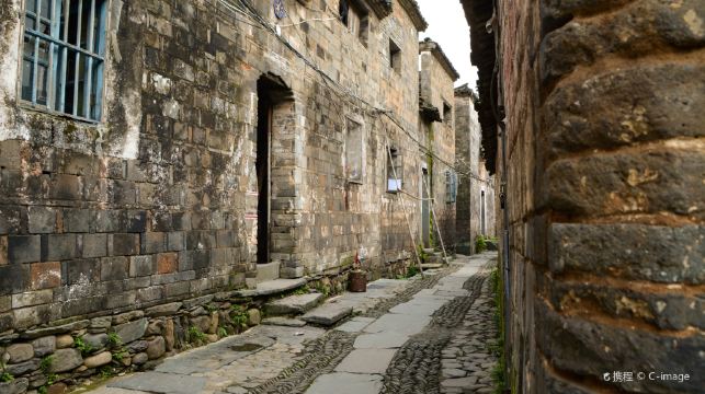 【純玩小團+免費上門接送】景德鎮瑤裡古鎮風景區+瓷宮+寒溪+東埠一日遊