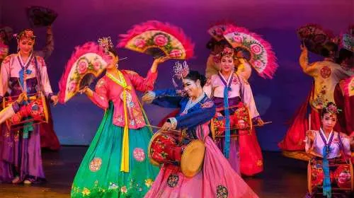 4_Aphrodite Cabaret Show