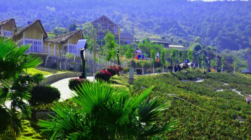 Huawu Renjian Scenic Area in Panzhihua