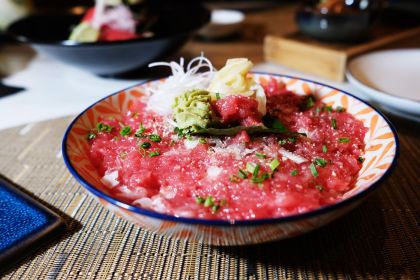 UNDER THE MOON CUISINE