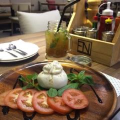 Suzette Restaurant User Photo