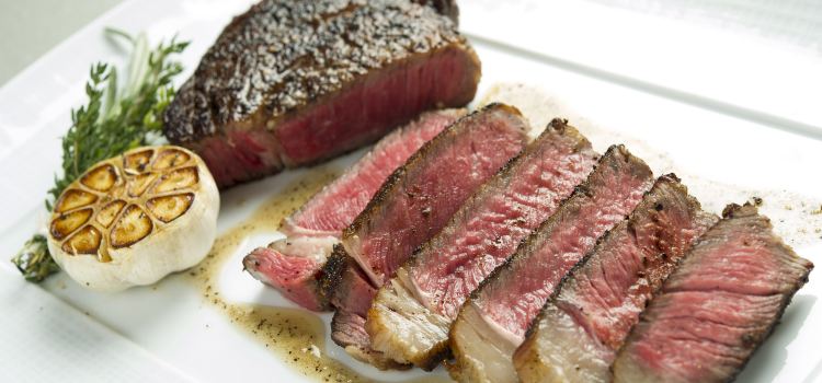 CUT BY WOLFGANG PUCK