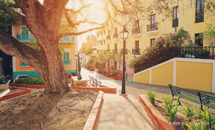 Hotels near Plaza Villa San Roque, Rivadavia