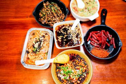 丝恋丝娃娃(南国花锦店)