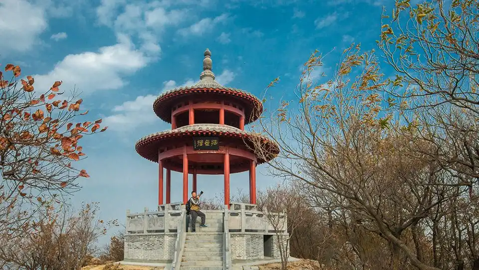 3_Daxiongshan Zhaixinglou Sceneic Area