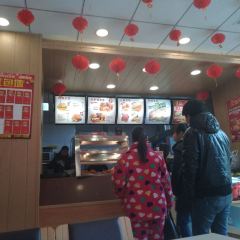 华莱士·全鸡汉堡(朝阳店) User Photo