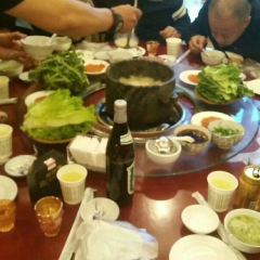 鲁朗何大妈特色石锅 User Photo