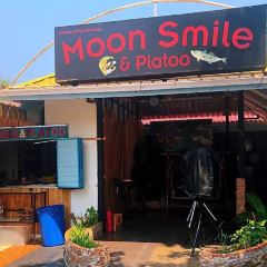 Moon Smile & Platoo User Photo
