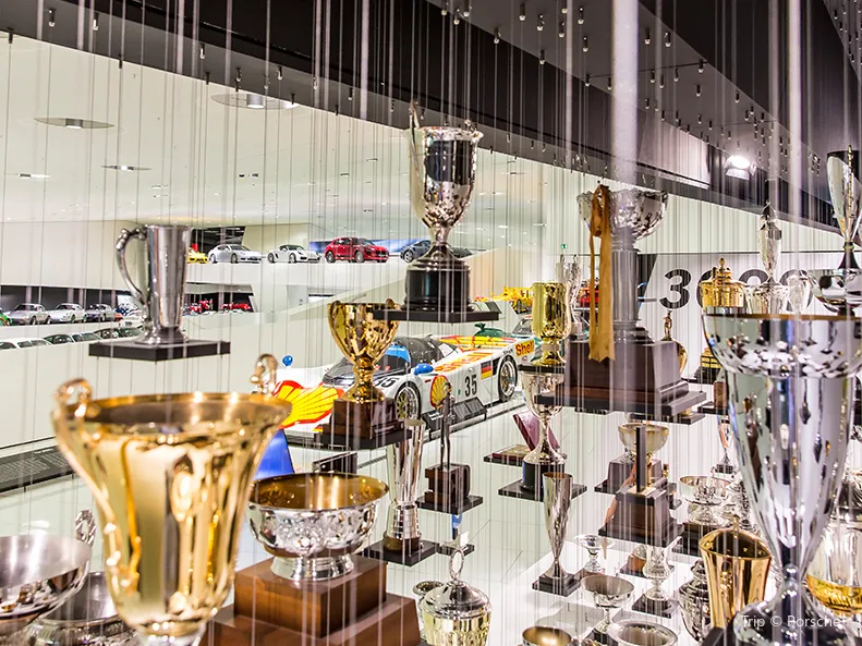 4_Porsche Museum