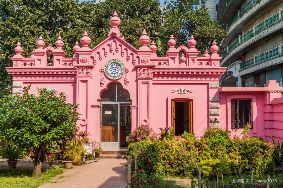 Yichun to Dhaka Flights