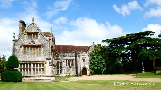 Athelhampton House and Gardens