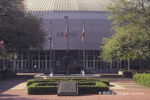 Hotels near Mobile Civic Center