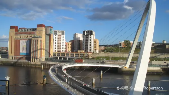 Gateshead Millennium Bridge