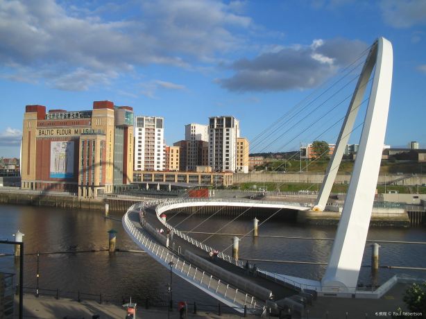 Gateshead Millennium Bridge