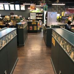 Lucky Pierrot Bay Area Main Shop User Photo
