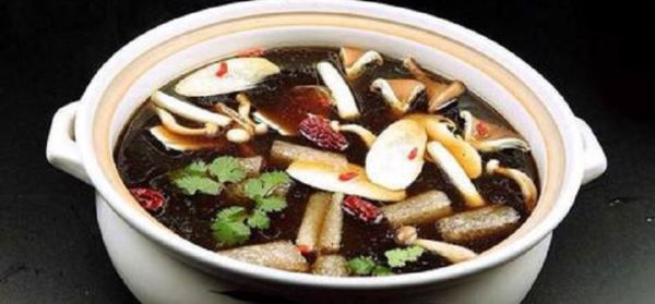 杨记山珍鸡煲菌汤锅