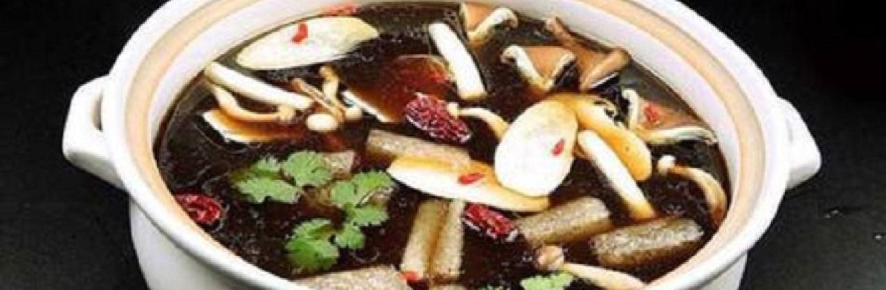 山珍雞煲菌湯鍋