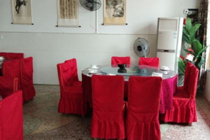 聚湘缘家菜馆(花明楼店)