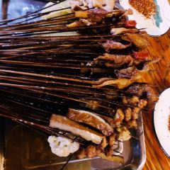 李老三油炸串串香(总店) User Photo