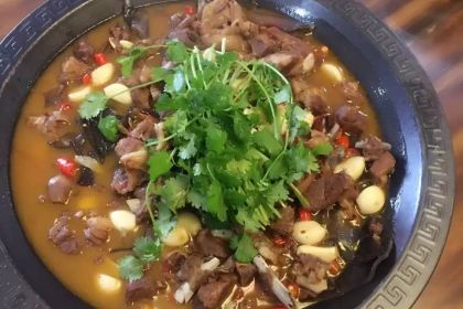 湖岸美食(湖岸花城店)