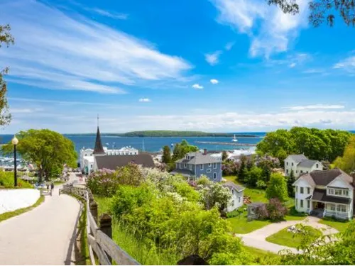 Mackinac Island and 12 Great Michigan State Parks That Are Worth Visiting