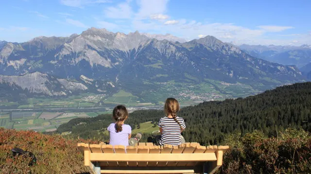 One day tour around Zurich. Here are the recommended spots!