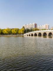 Nanhu Park (East Gate)