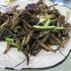 Nantianshanzhuang (wanghongtuyaojizhutongfan) User Photo