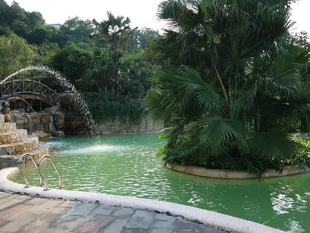 In Chongqing, You have The Chance to Experience Hot Springs