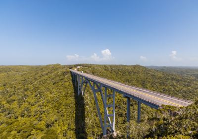 Puente de Bacunayagua