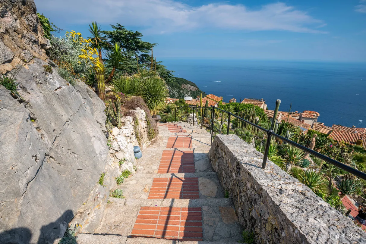 3_The Exotic Garden of Eze