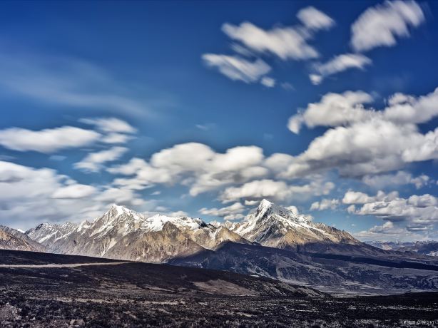 Genyen Mountain