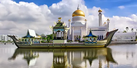 奧馬爾·阿里·賽義夫丁蘇丹清真寺