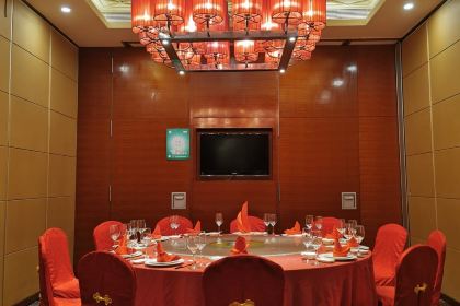 Fengduhuameidaguangchangjiudianzizhu Restaurant