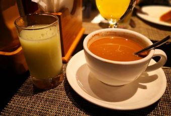 M One Cafe Daan User Photo