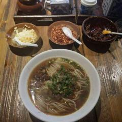 波叔草帽面張用戶圖片