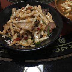 Yerenyuanwei User Photo