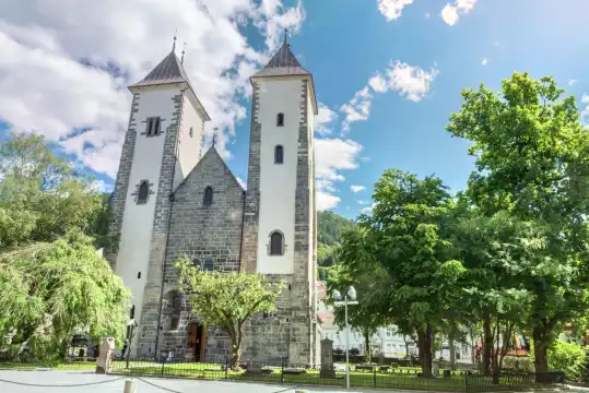 鄰近聖瑪利亞堂的酒店