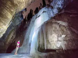 Maligne Canyon