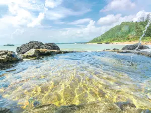 Shanqin Bay
