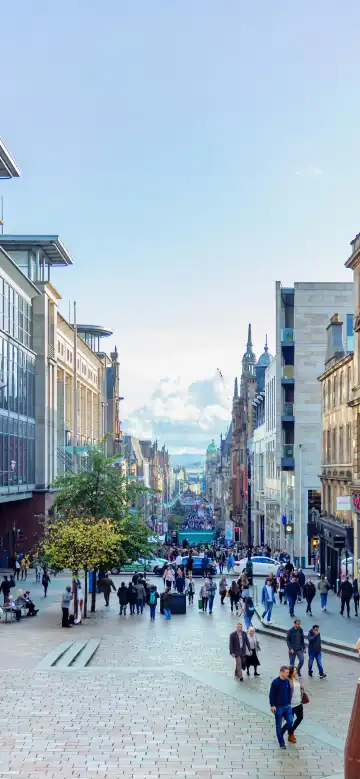 Hotels near Buchanan St